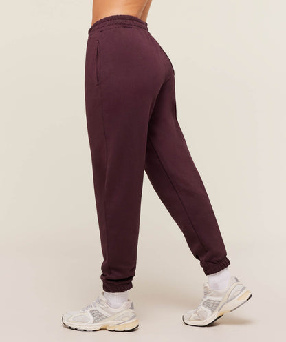 Gymshark All Seasons Graphic Jogger - GS Cherry Purple
