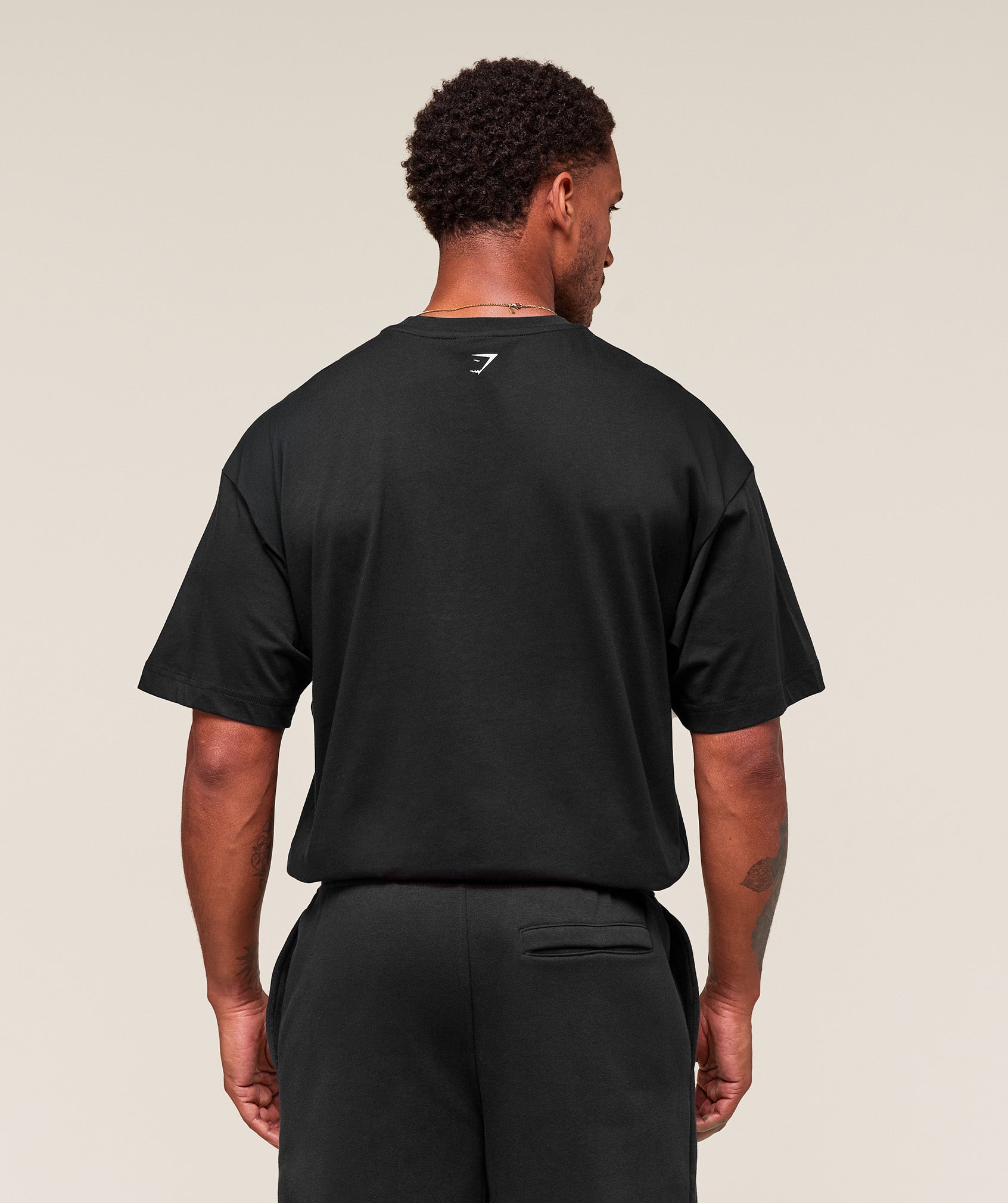 Gymshark Worn Graphic T-Shirt - Black