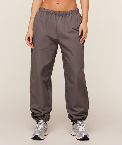 Gymshark Woven Track Pant - Cool Brown