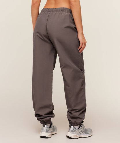 Gymshark Woven Track Pant - Cool Brown