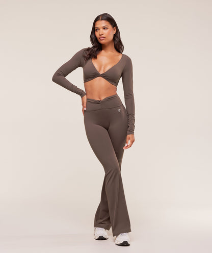 Gymshark Twist Front Long Sleeve Crop Top - Walnut Brown