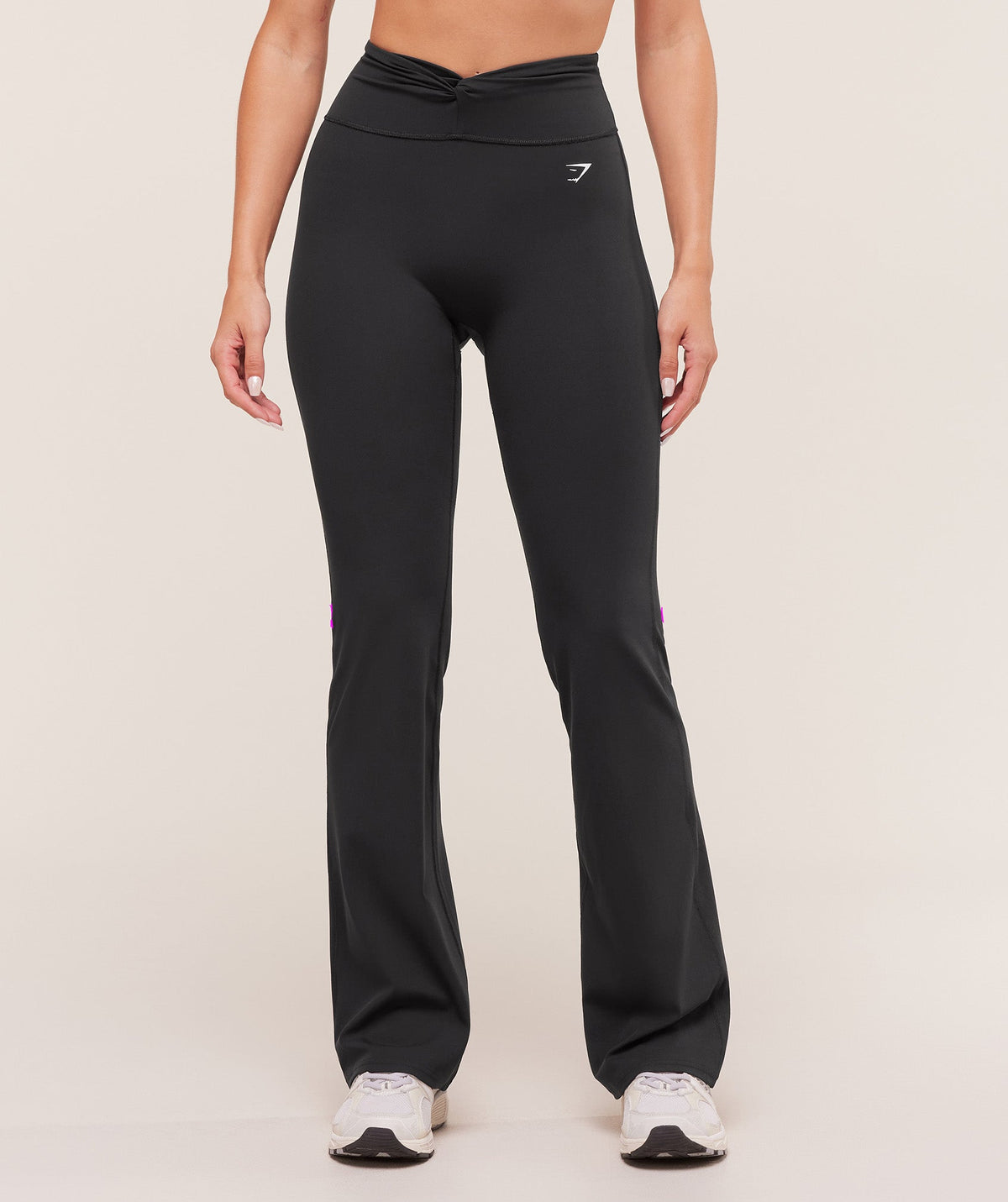 Gymshark Twist Front Straight Leg Leggings - Black
