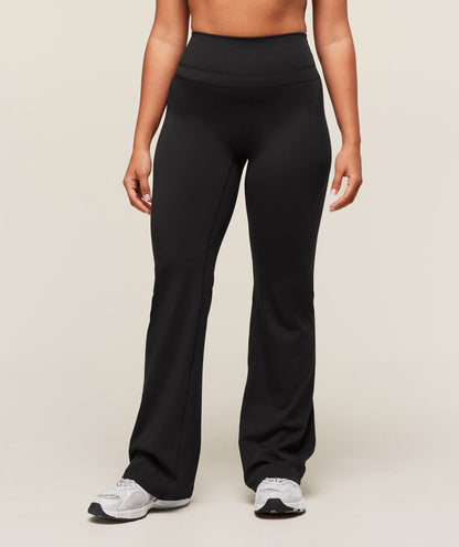 Gymshark Whitney Flared Leggings Short - Black