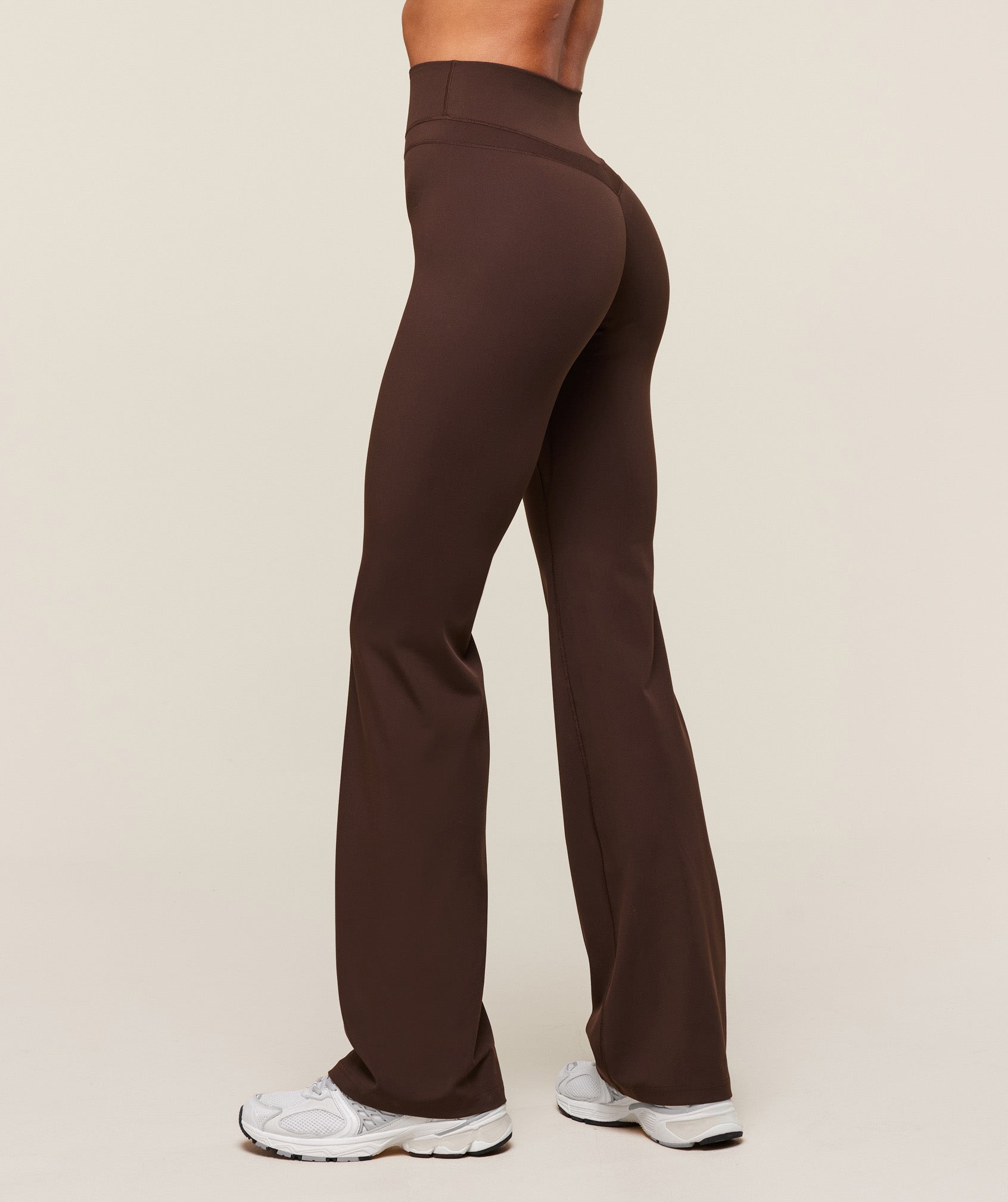 Gymshark Whitney Flared Leggings - Depth Brown