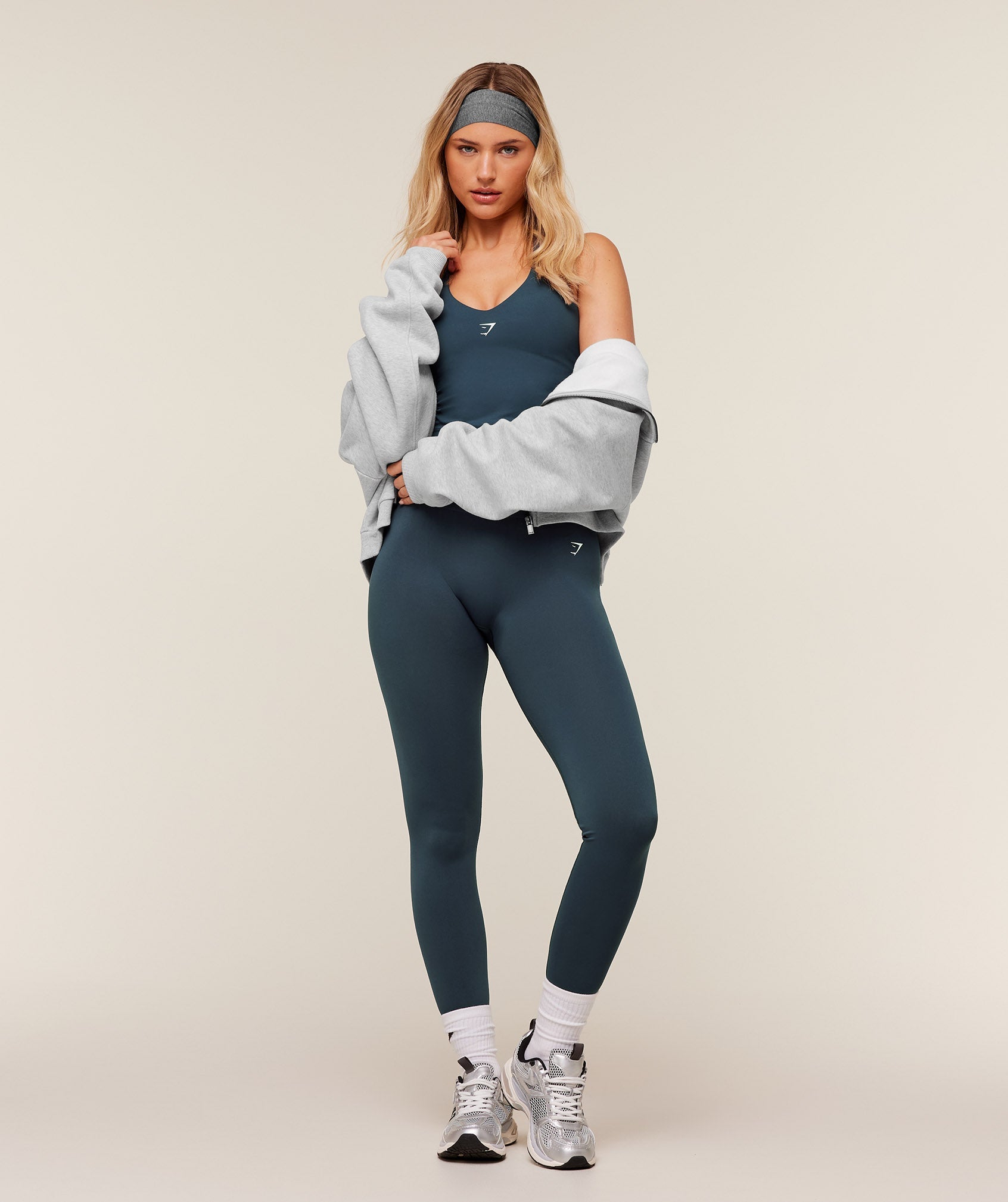 Gymshark Halter Neck Cami with Shelf - GS Stealth Blue