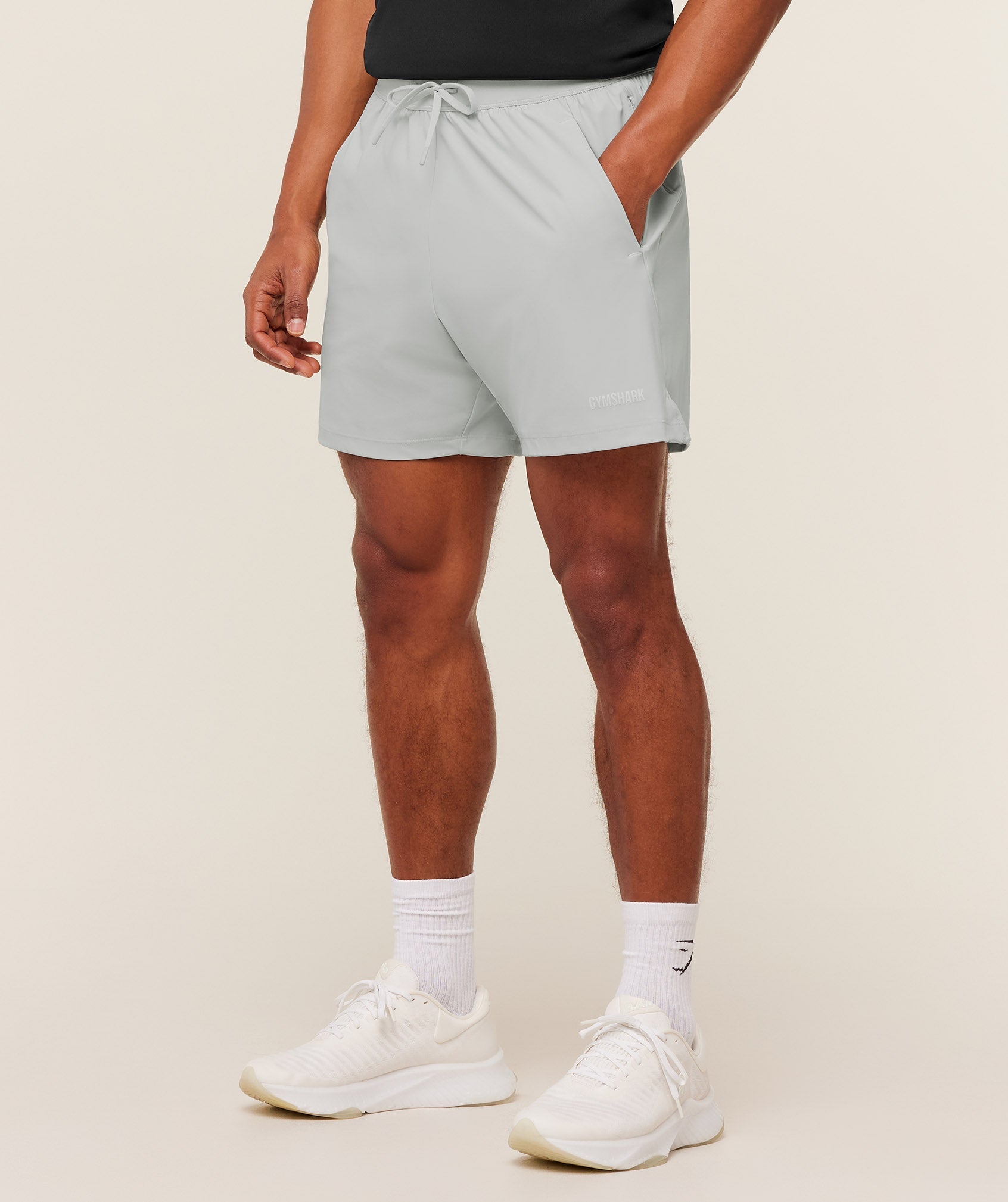 Gymshark Active Rest 6" Shorts - Light Grey