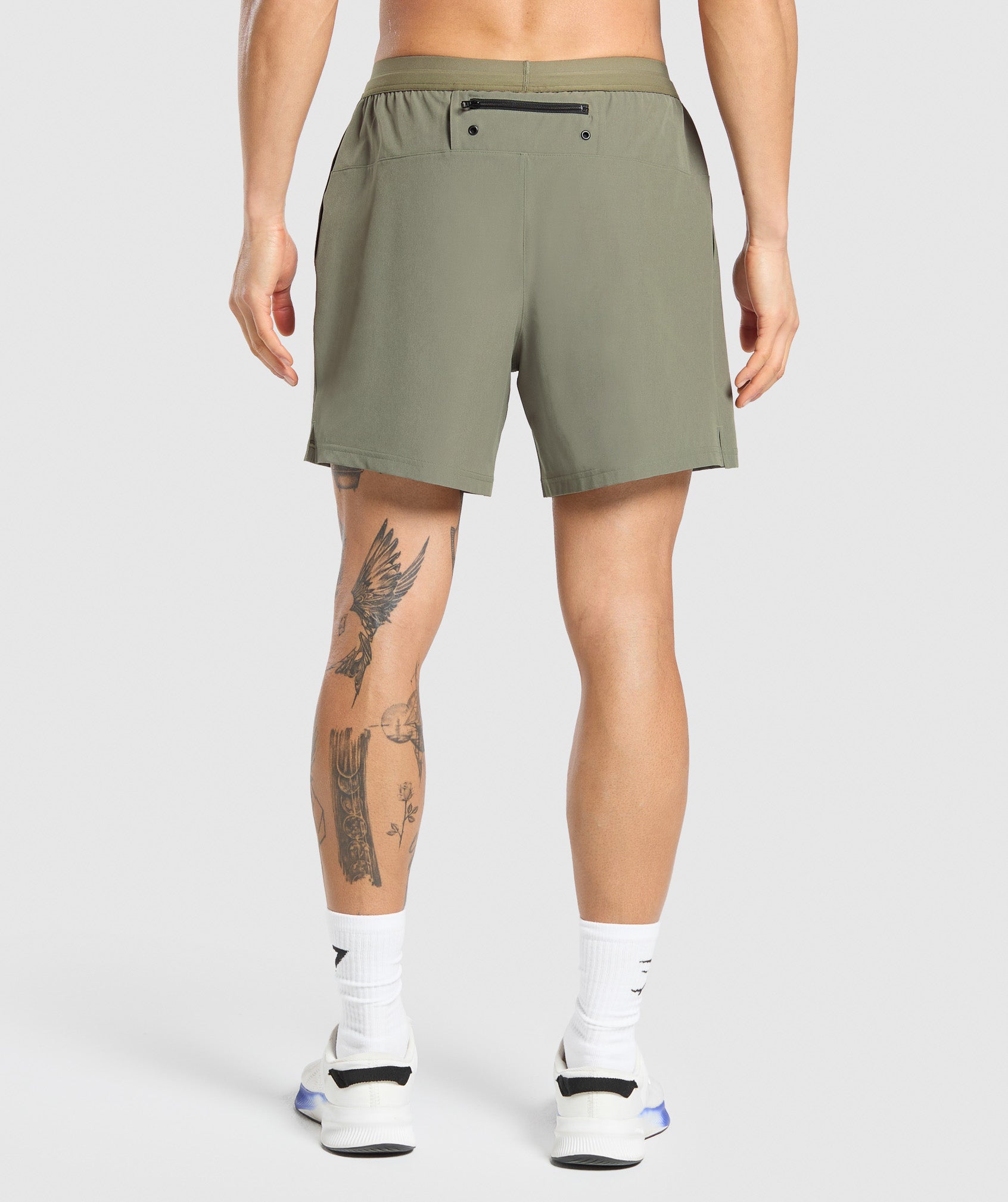 Gymshark Land to Water 6" Shorts - Base Green