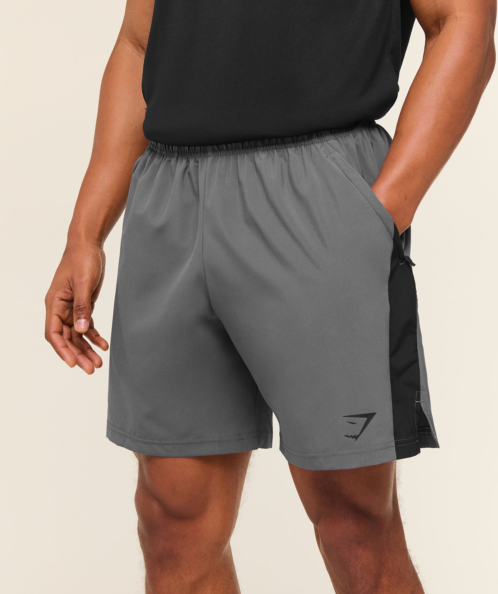 Gymshark Sport  7" Shorts - Dark Grey/Black