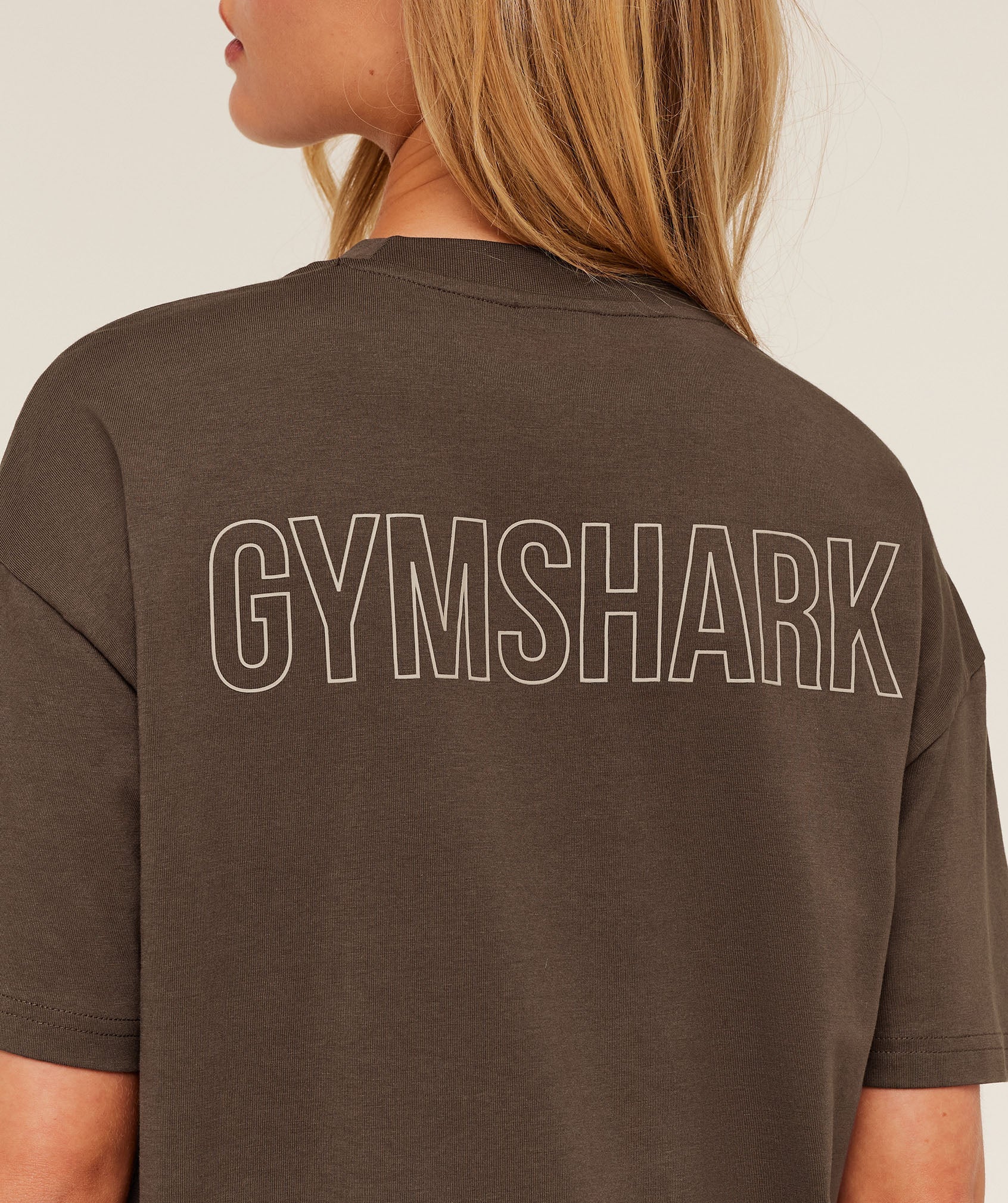 Gymshark Trace Graphic Oversized T-Shirt - Archive Brown