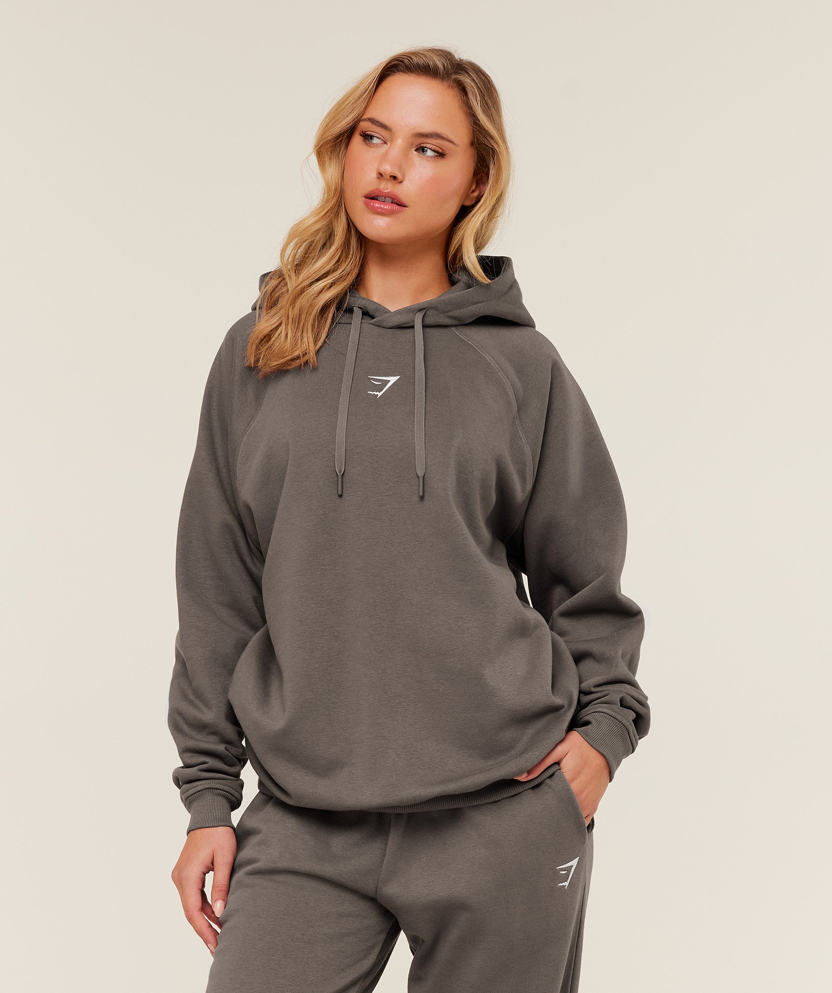Gymshark Training Oversized Fleece Hoodie - Cool Brown