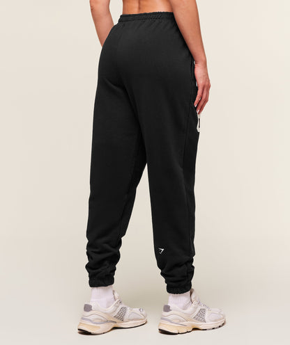 Gymshark Campus Graphic Oversized Jogger - Black