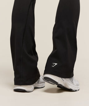 Gymshark Vital Soft Flared Leggings - Black