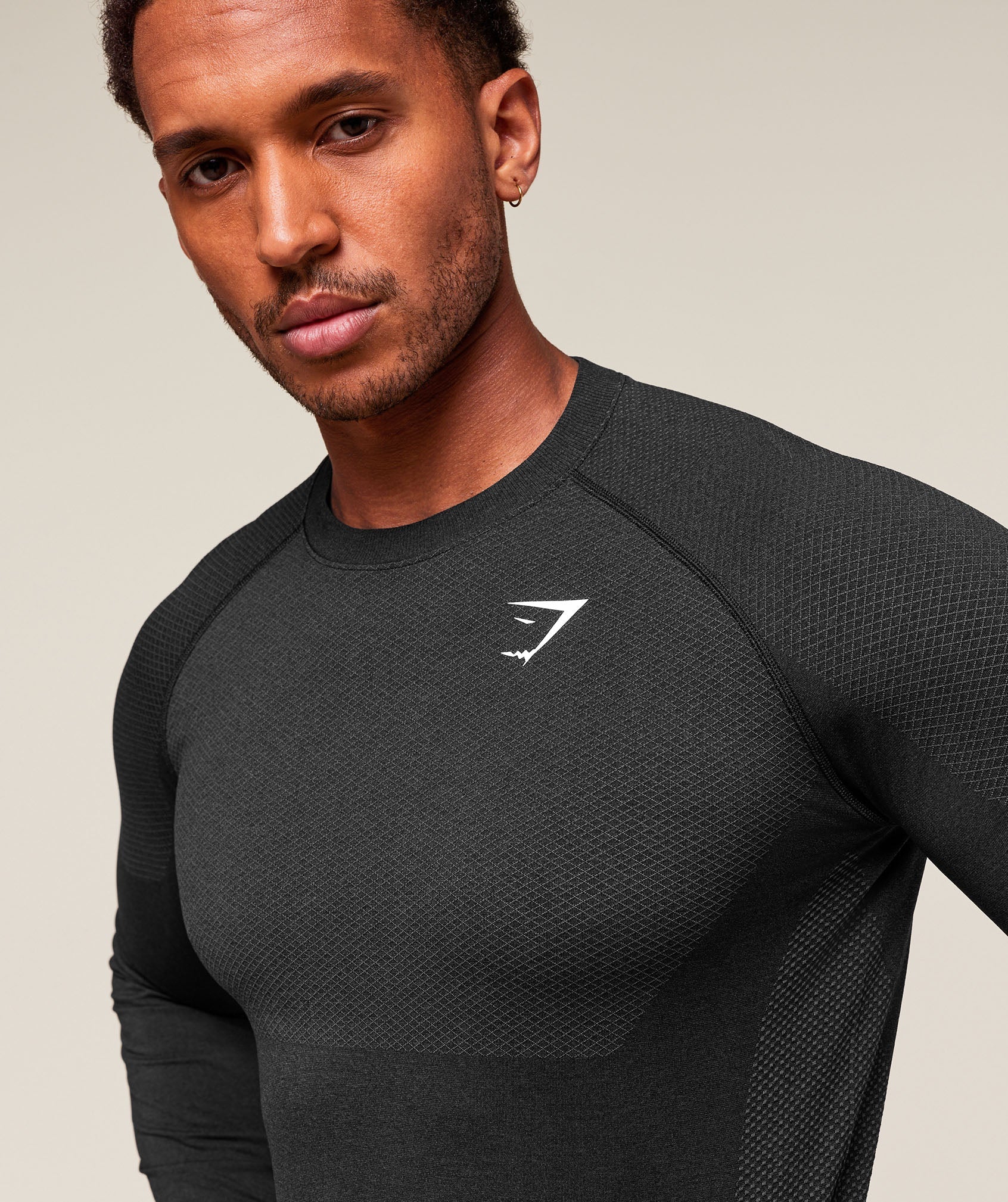 Gymshark Vital Long Sleeve T-Shirt - Black/Silhouette Grey