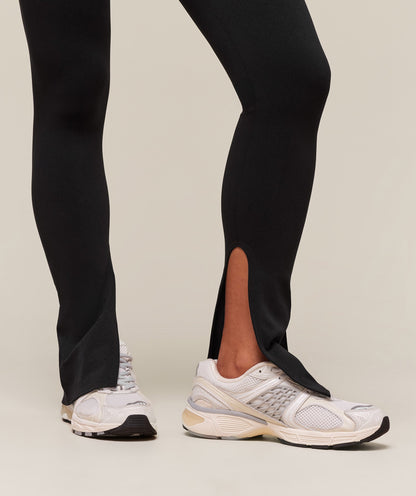 Gymshark everywear Warp Knit Flare Leggings - Black
