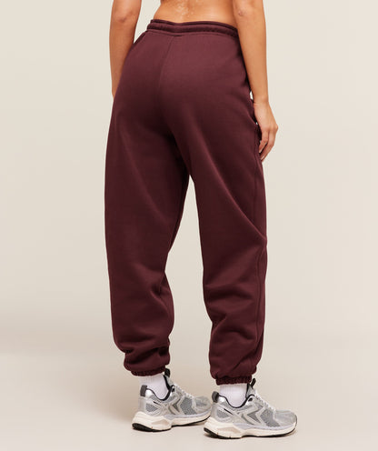 Gymshark Cosy Luxe Cuffed Joggers - Rich Maroon