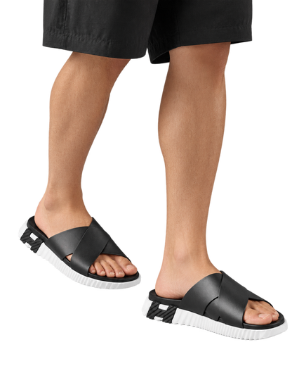 Infra sandal in Noir