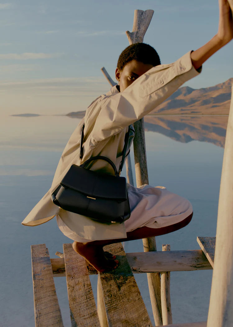 Mokki Edition Textured Black