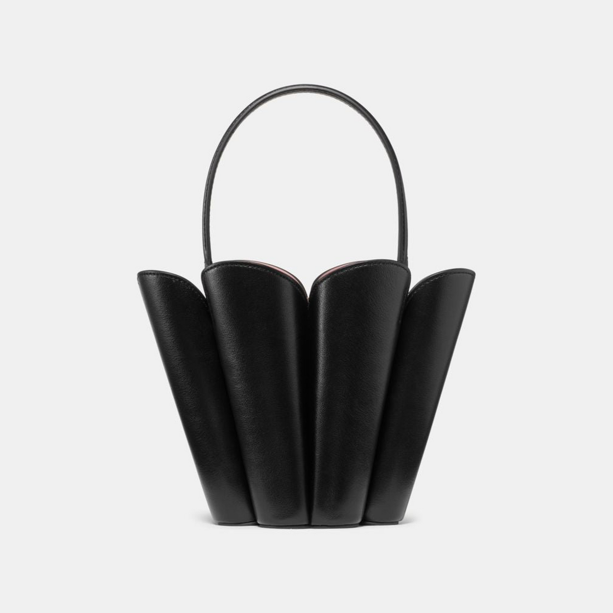 The Spade Flower Bucket Bag
