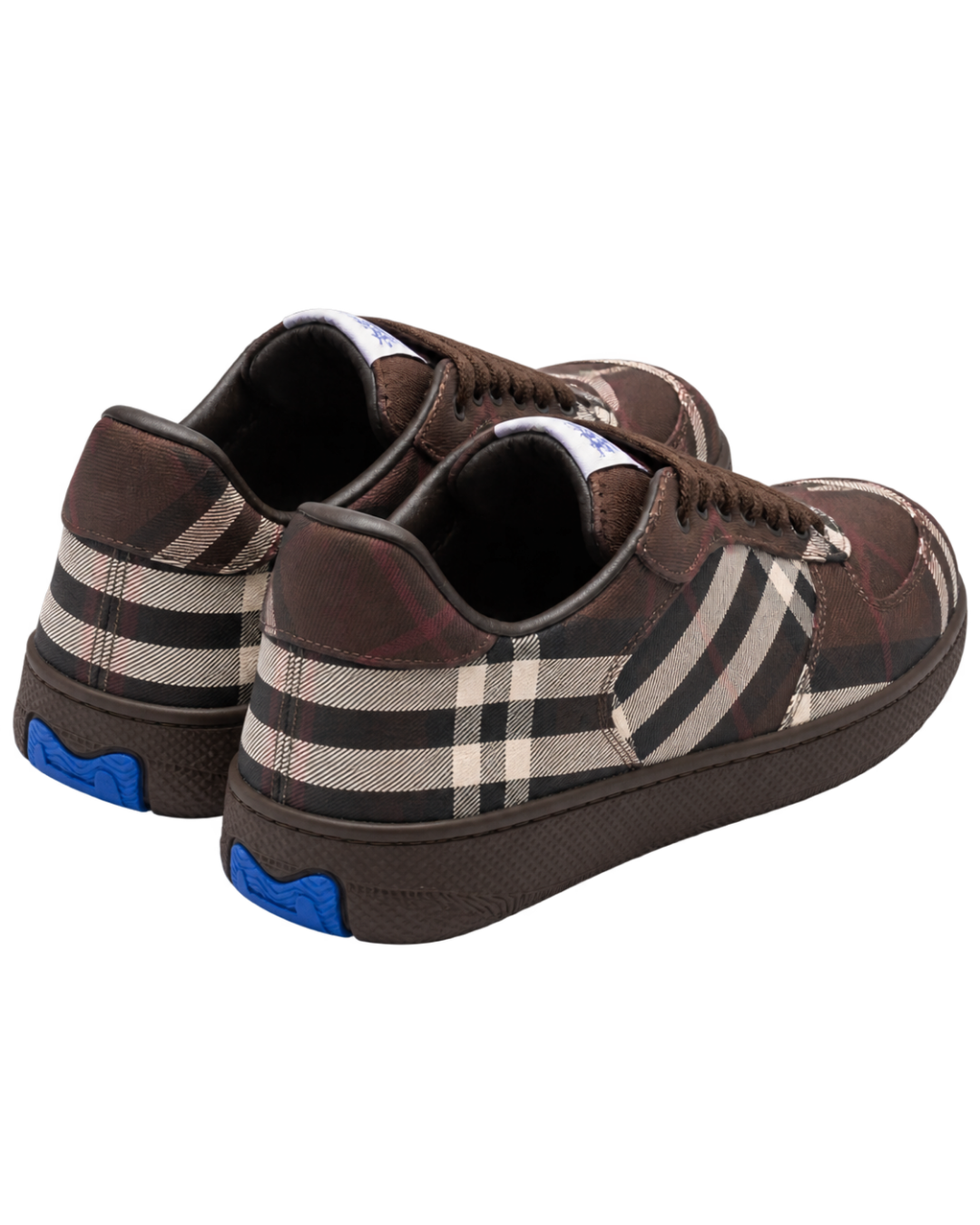 Lace-up sneakers with a checkered pattern
