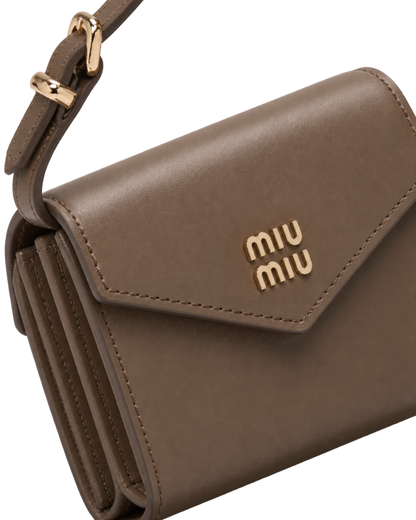 Leather shoulder wallet