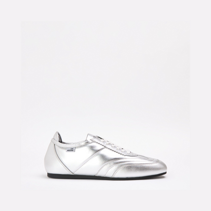 Low-Top Trainers