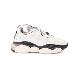 Low-Top Trainers