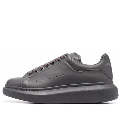 Oversized Sneaker 'Lead Pencil'