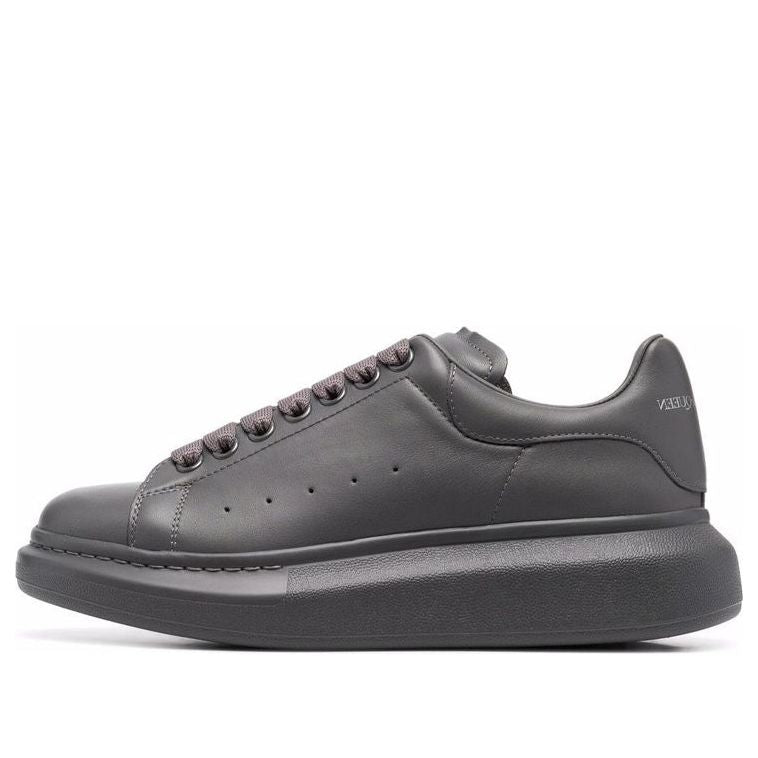 Oversized Sneaker 'Lead Pencil'