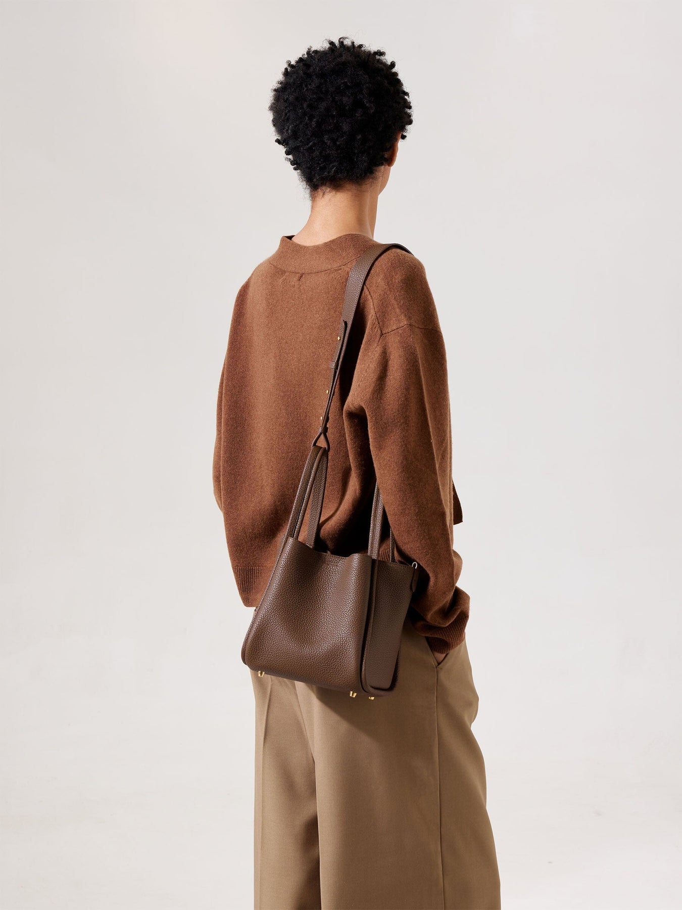 Songmont Medium Song Bag - Chocolate