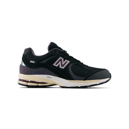 2002 New Balance Gore Tex Trainers