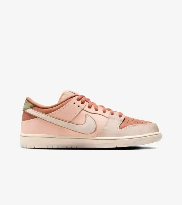 Nike Air Jordan Dunk Low SB 'Trocadéro Gardens' - Shoe size: UK 7 Sneakers | Shop From The Mirage