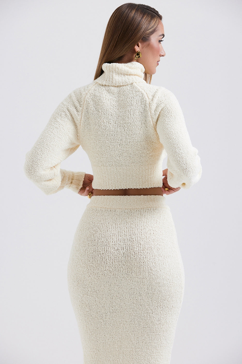 Cream soft boucle knit cropped sweater