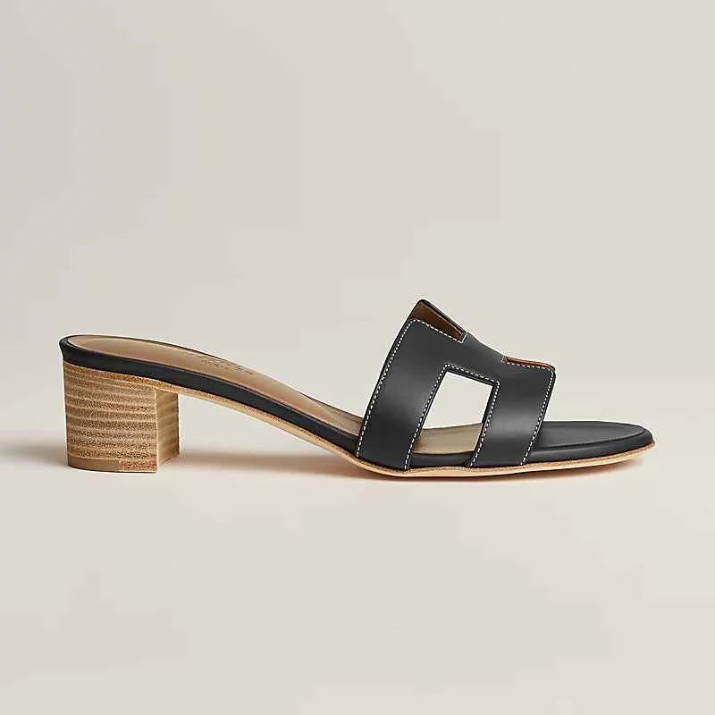 Oasis sandal