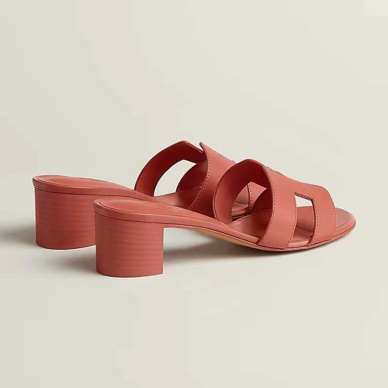 Oasis sandal