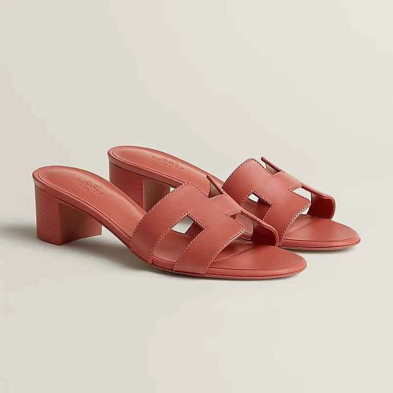 Oasis sandal