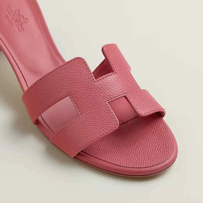 Oasis sandal