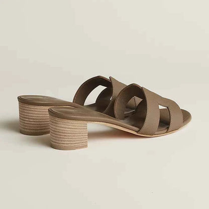 Oasis sandal