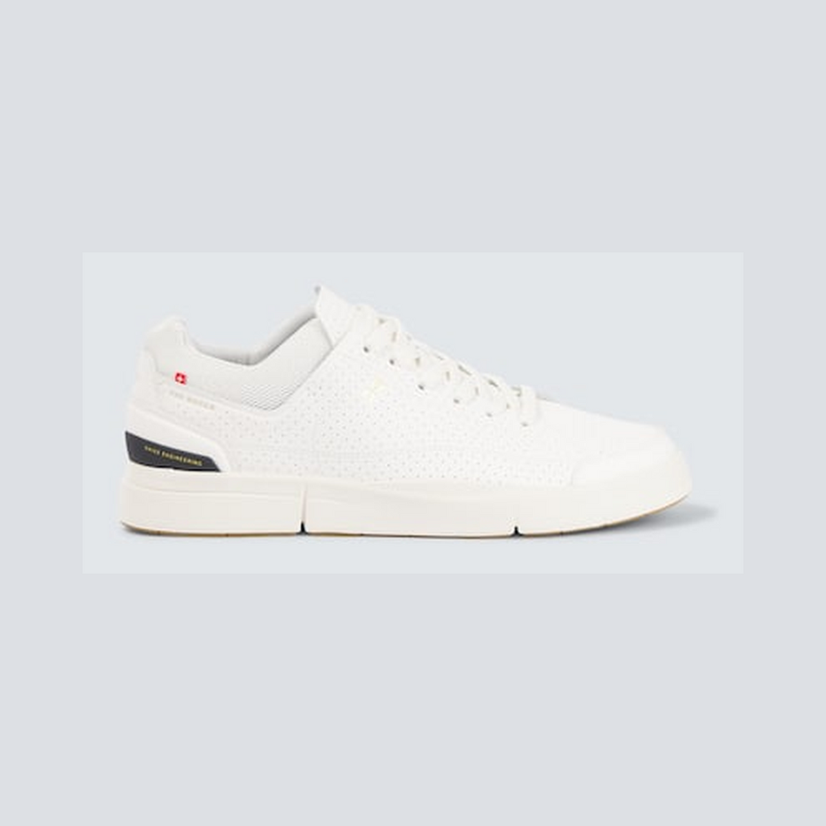 The Roger Centre Court leather sneakers