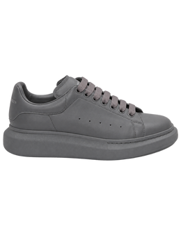 Oversized sneakers