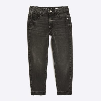 Petite Black High Rise Mom Jeans