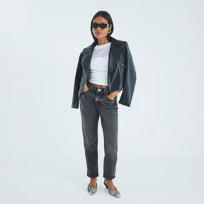Petite Black High Rise Mom Jeans