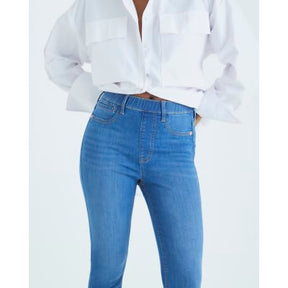 Petite Blue Pull On Sculpt Skinny Jeans