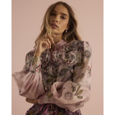 Pink 3D Floral Trimmed Sleeve Blouse