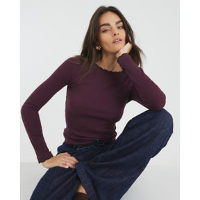 Red Long Sleeve Scallop Trim Top