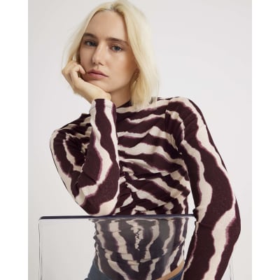 Red Ruched Wavy Print Mesh Top