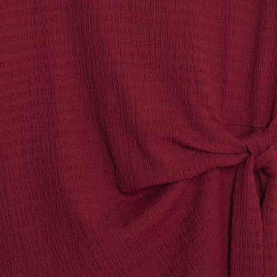 Red Short Sleeve Textured Tie T-shirt