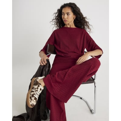 Red Short Sleeve Textured Tie T-shirt