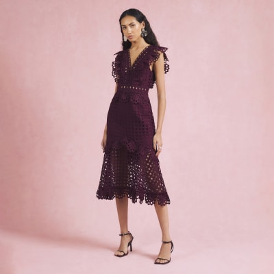 Red Sleeveless Broderie Midi Dress