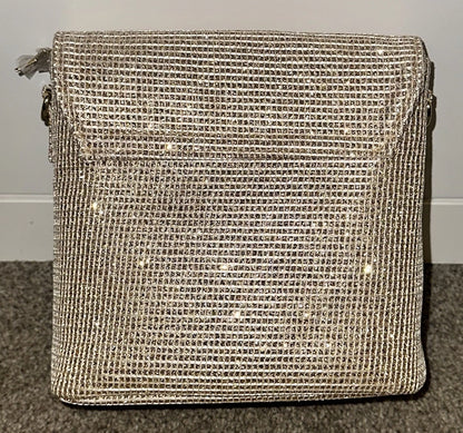Rare Dior Beauty Vip Gift 2025 Gold Pouch Bag comes with Gold Strap