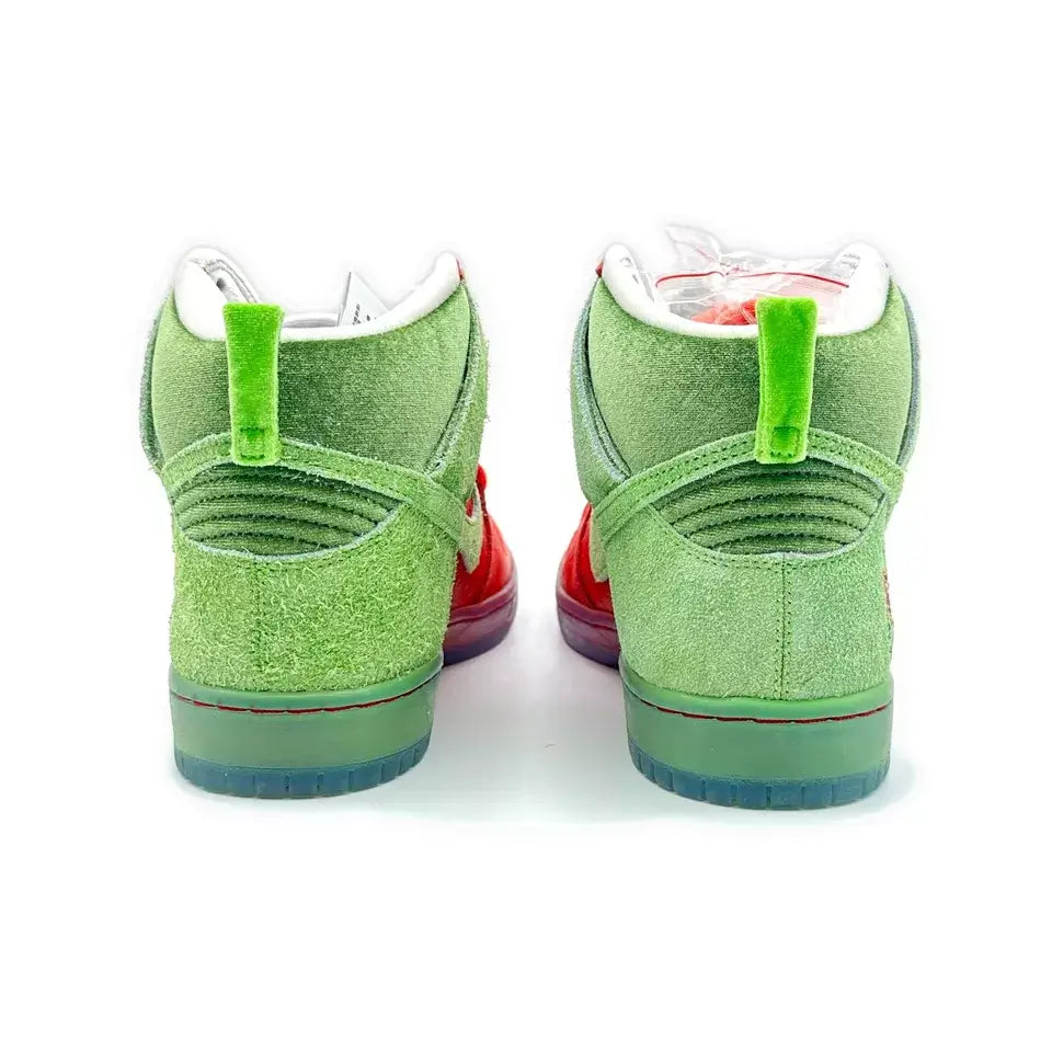 Nike Nike Dunk High SB 'Strawberry Cough' - Shoe size: UK 6 Sneakers | Shop From The Mirage